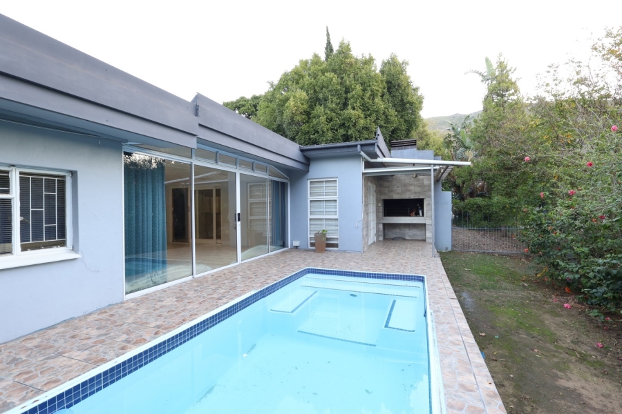 3 Bedroom Property for Sale in Groenvlei Western Cape